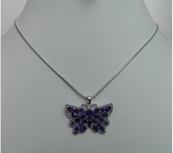 6,01 Cts.  Amethyst Sterlingsilber Anhänger mit silberner Kette